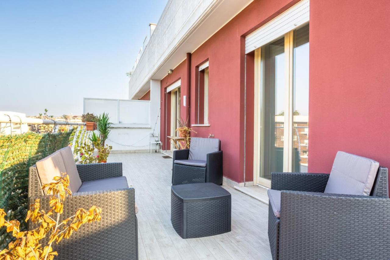 Urban Retreat -Private Parking+Terrace Appartement Rome Buitenkant foto