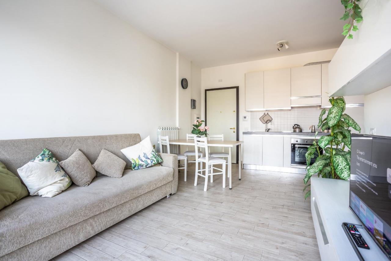 Urban Retreat -Private Parking+Terrace Appartement Rome Buitenkant foto